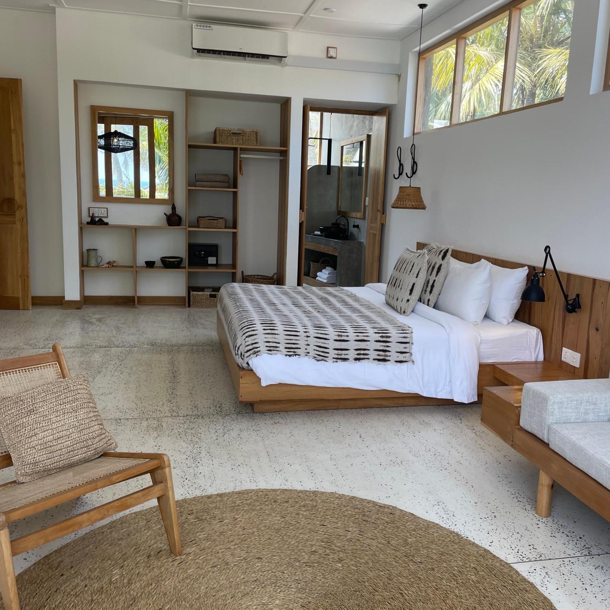 La Playa Beach Club Dikwella Eksteriør billede