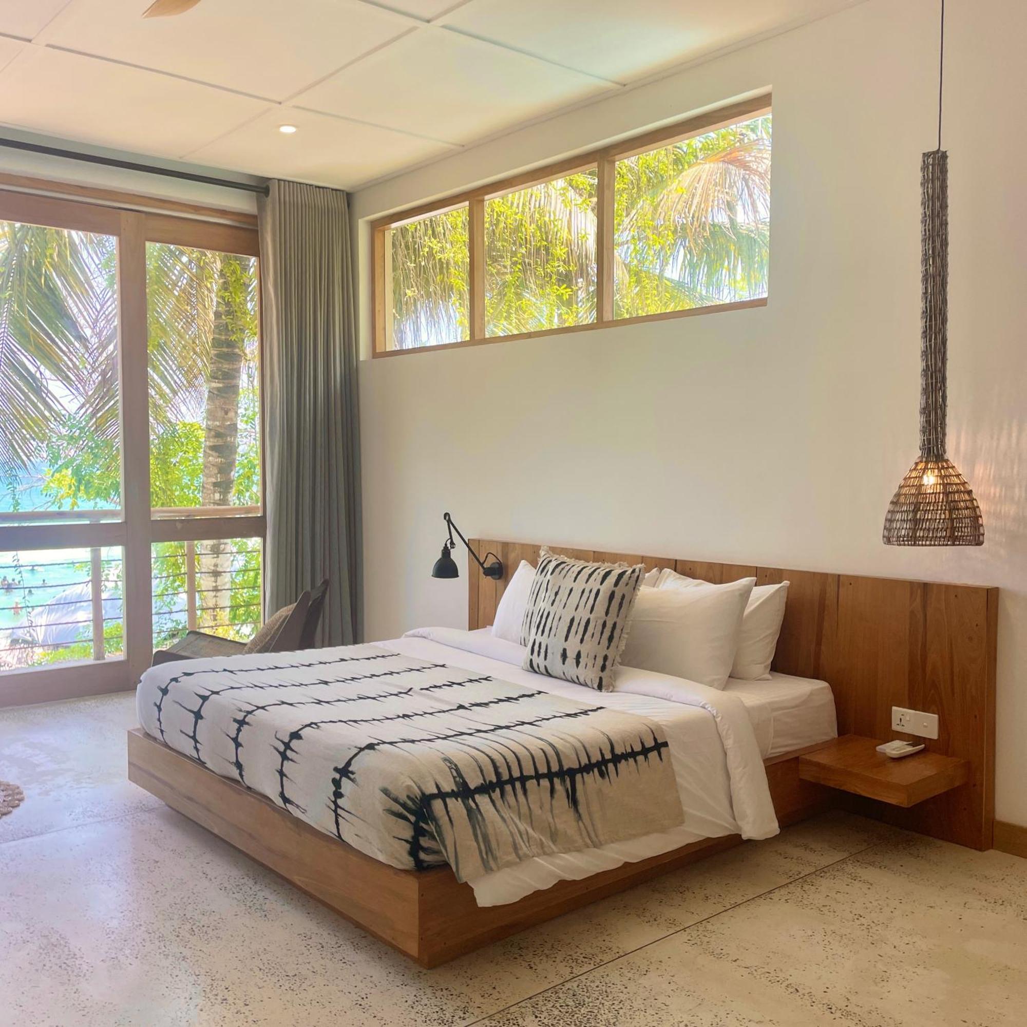 La Playa Beach Club Dikwella Eksteriør billede