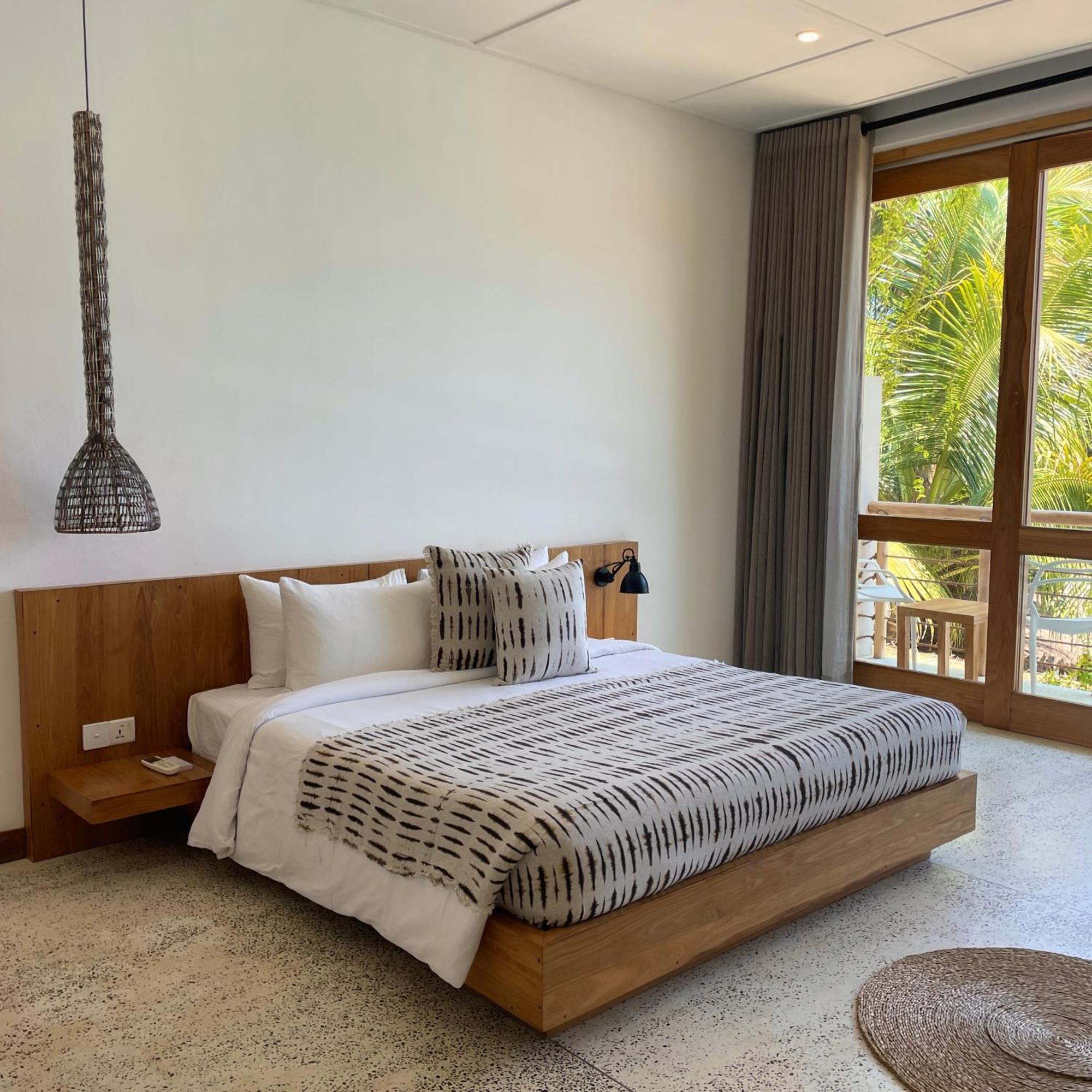 La Playa Beach Club Dikwella Eksteriør billede