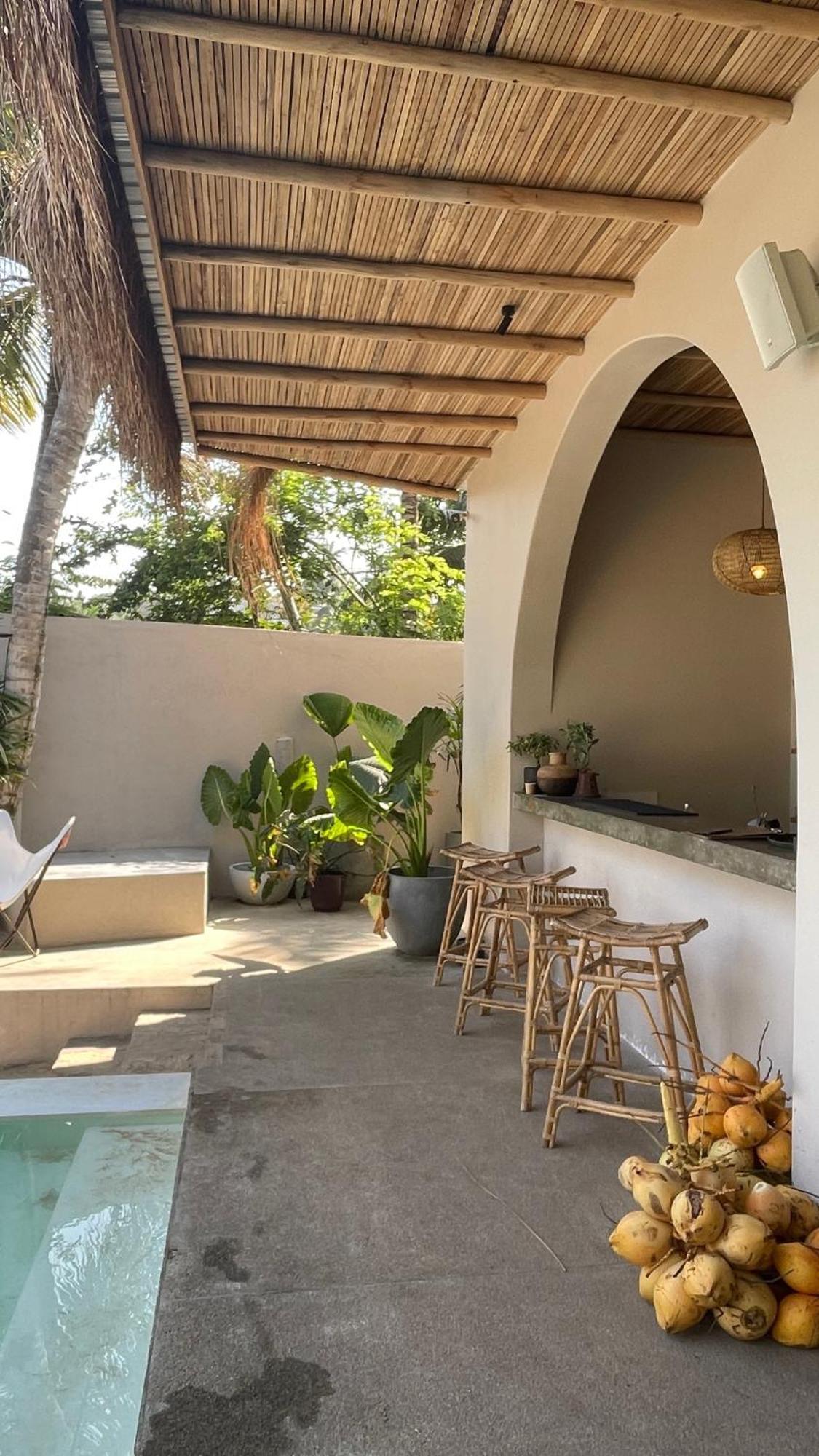 La Playa Beach Club Dikwella Eksteriør billede